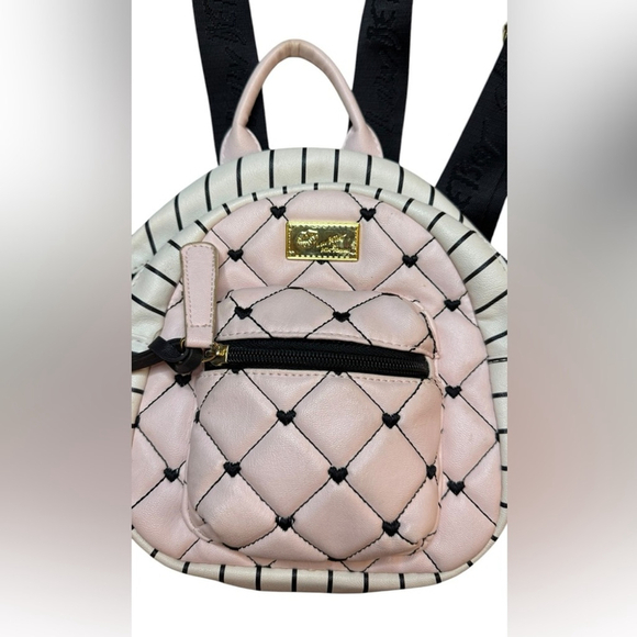 💋🐾BETSEY JOHNSON Luv Betsy mini Backpack - Picture 2 of 7